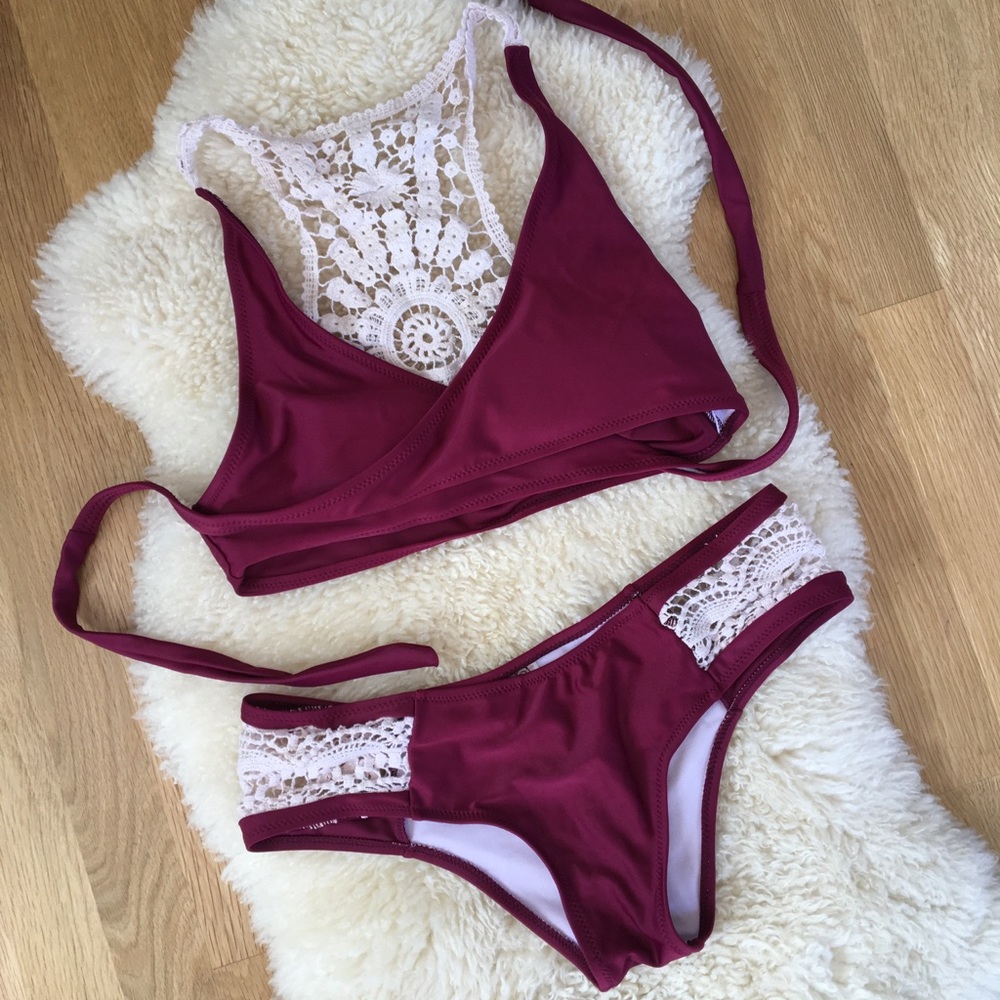 Cupshe “Dazzling Sunshine” Crochet Bikini Set